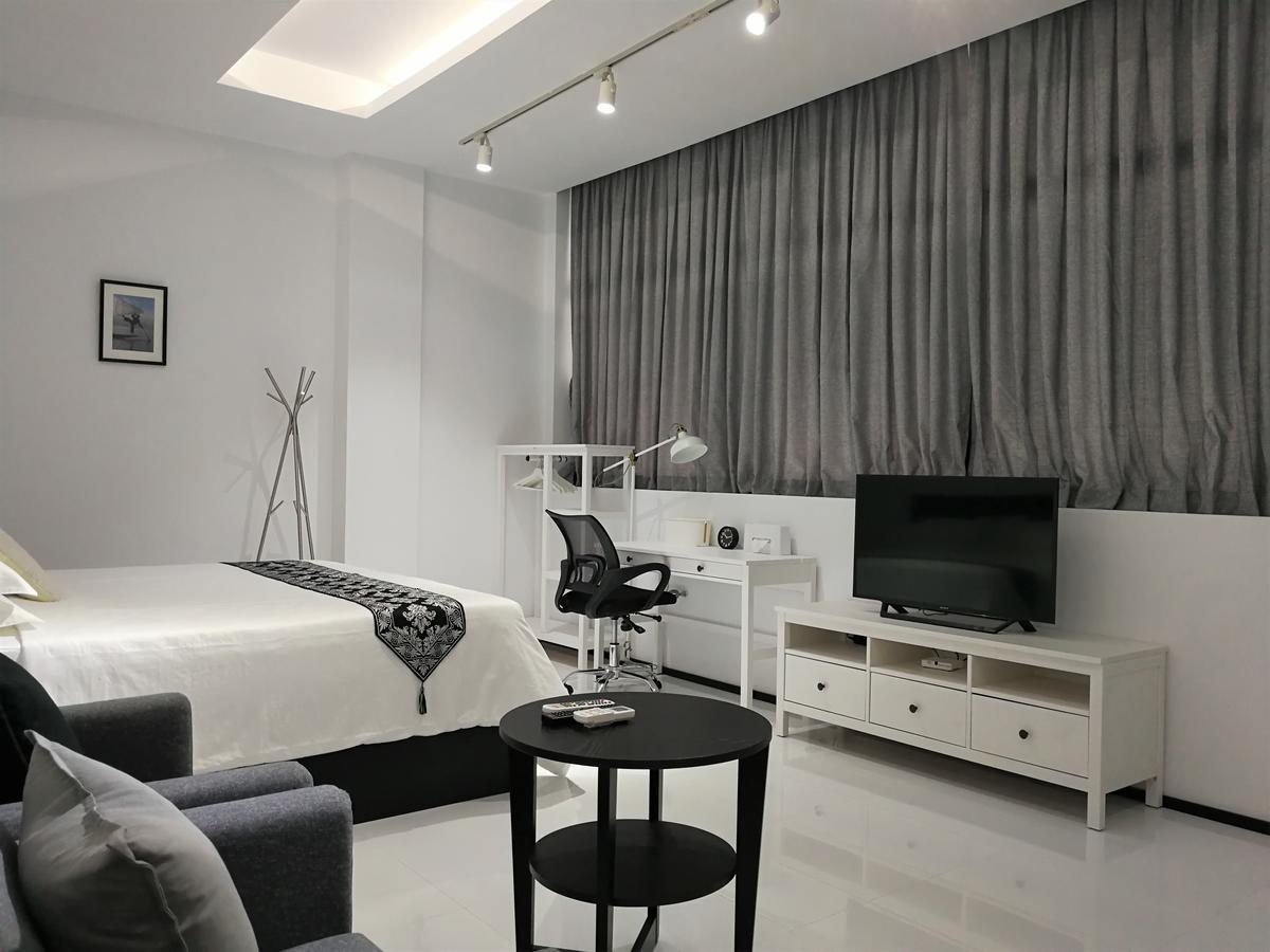 Yama Hotel & Rooftop Bar Yangon Bagian luar foto